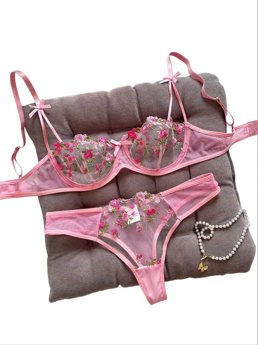 2 Piece floral Embroidery Set